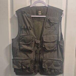 Utility Fishing Vest in Olive Green